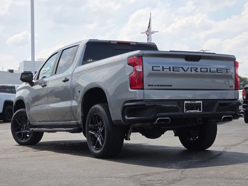 Used 2024 Chevrolet Silverado 1500 LT Trail Boss w/ LT Trail Boss Premium Package AWD/4WD image 16