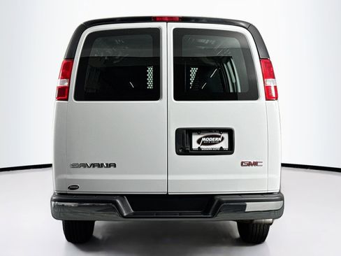 Used 2024 GMC Savana 2500 Work Van w/ Driver Convenience Package image 10