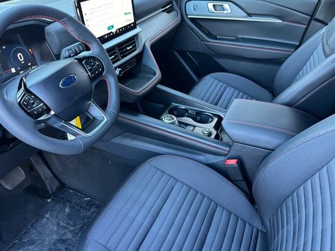 New 2026 Ford Explorer ST-Line w/ ST-Line Street Pack image 10