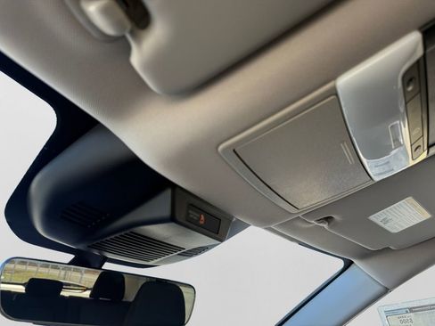 New 2026 Nissan Rogue SV AWD/4WD image 27