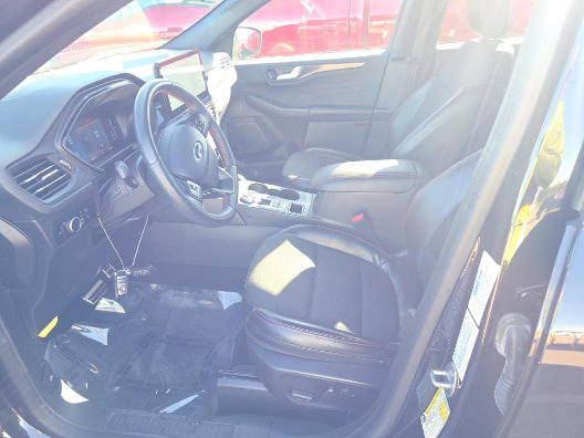 Used 2023 Ford Escape ST-Line w/ Tech Pack #1 AWD/4WD image 7