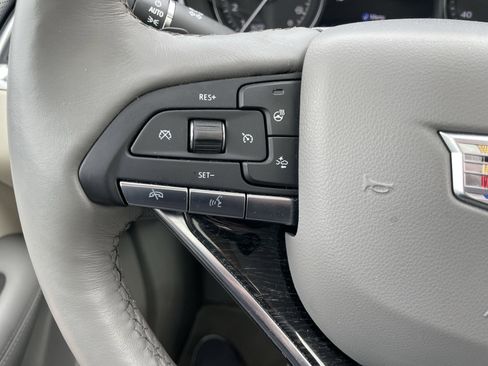 Used 2023 Cadillac XT6 Premium Luxury w/ Technology Package image 15