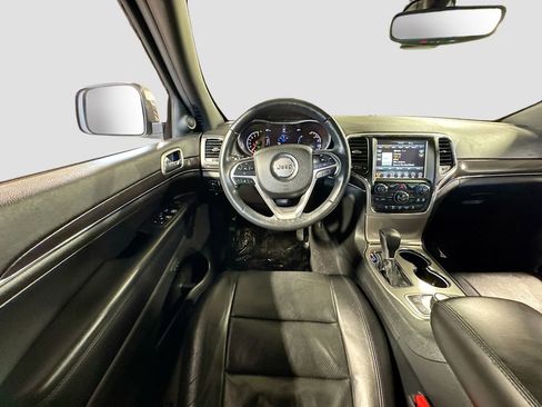 Used 2018 Jeep Grand Cherokee Limited w/ Luxury Group II AWD/4WD image 15