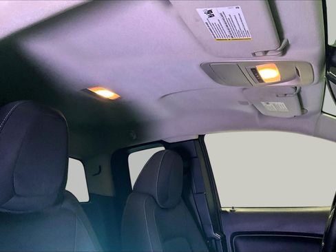 Used 2022 Chevrolet Colorado LT w/ Fleet Safety Package RWD image 28