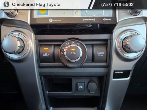 Used 2022 Toyota 4Runner SR5 Premium image 18