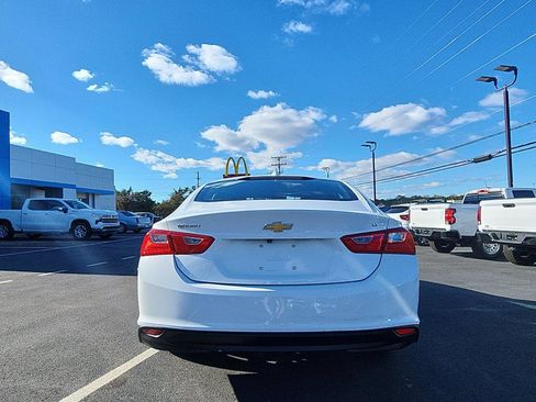 Used 2023 Chevrolet Malibu LT image 4