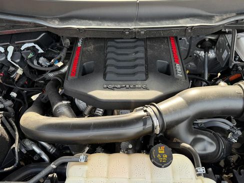 Used 2025 Ford F150 Raptor image 9