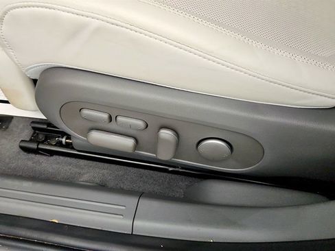 Used 2025 Hyundai Ioniq 5 Limited RWD image 11