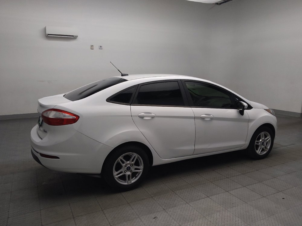 Used 2018 Ford Fiesta SE FWD image 10