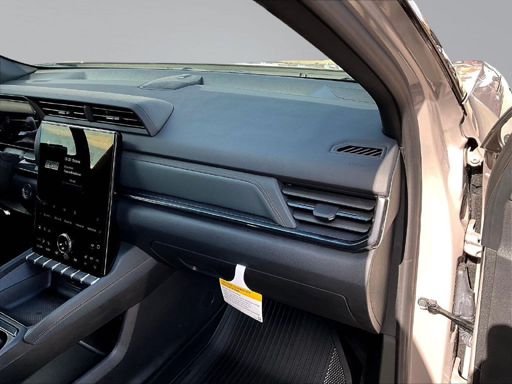 New 2027 GMC Terrain AT4 w/ Technology Package II AWD/4WD image 31