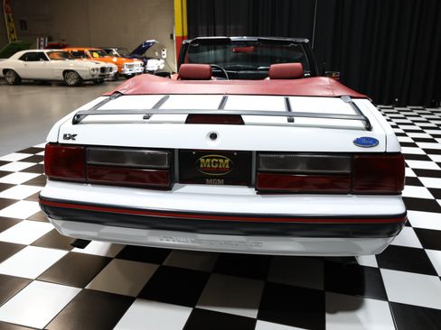 Used 1991 Ford Mustang LX RWD image 29
