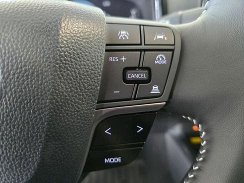 Used 2026 Toyota Camry Hybrid image 25