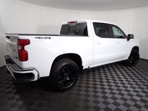New 2026 Chevrolet Silverado 1500 RST w/ Dark Appearance Package AWD/4WD image 19