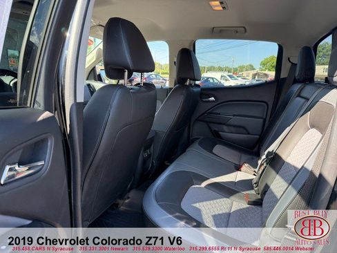 Used 2019 Chevrolet Colorado Z71 AWD/4WD image 12