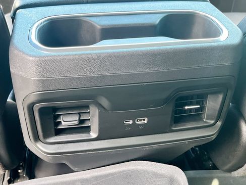 Used 2022 Chevrolet Silverado 1500 LT Trail Boss w/ Convenience Package II AWD/4WD image 27