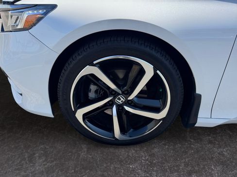 Used 2020 Honda Accord Sport image 14