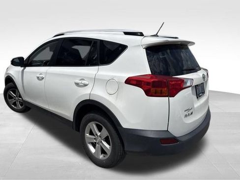 Used 2014 Toyota RAV4 XLE AWD/4WD image 7