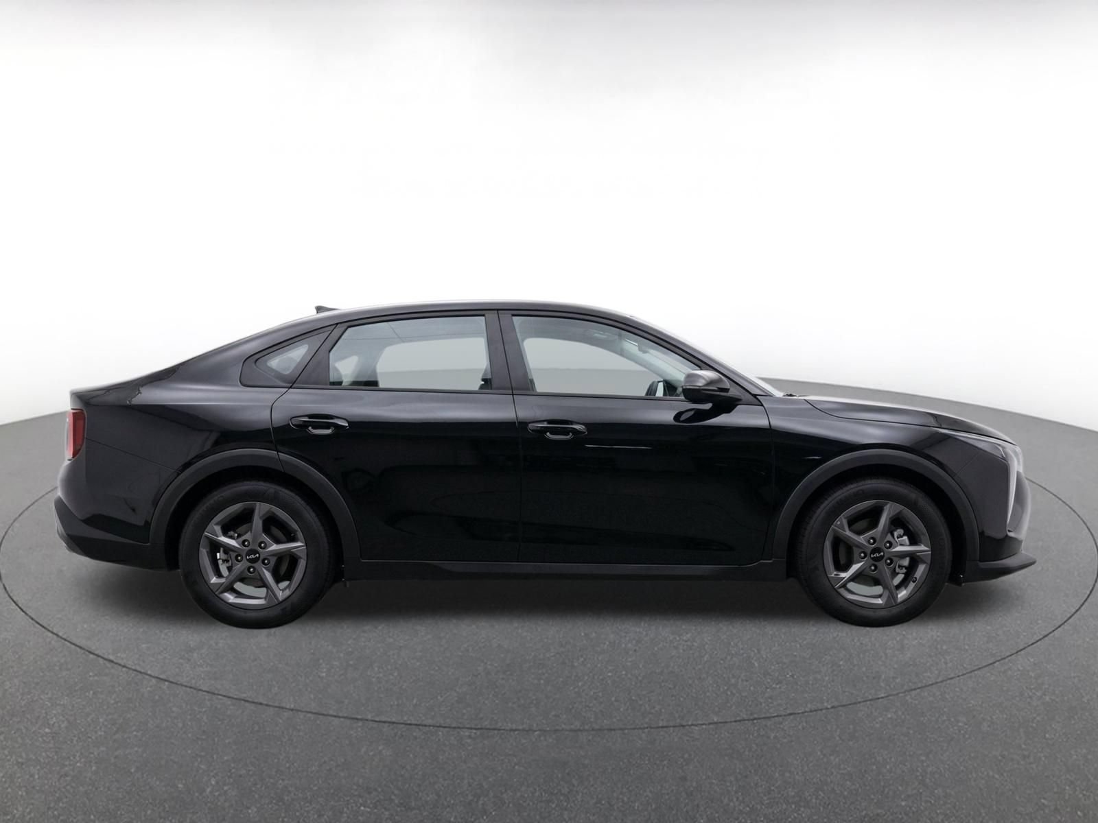 Used 2026 Kia K4 FWD image 9