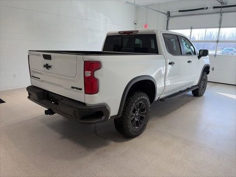 New 2026 Chevrolet Silverado 1500 ZR2 w/ Dark Appearance Package image 6