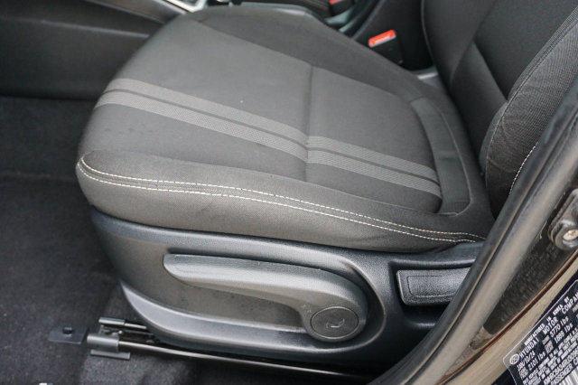 Used 2024 Hyundai Venue SEL FWD image 12