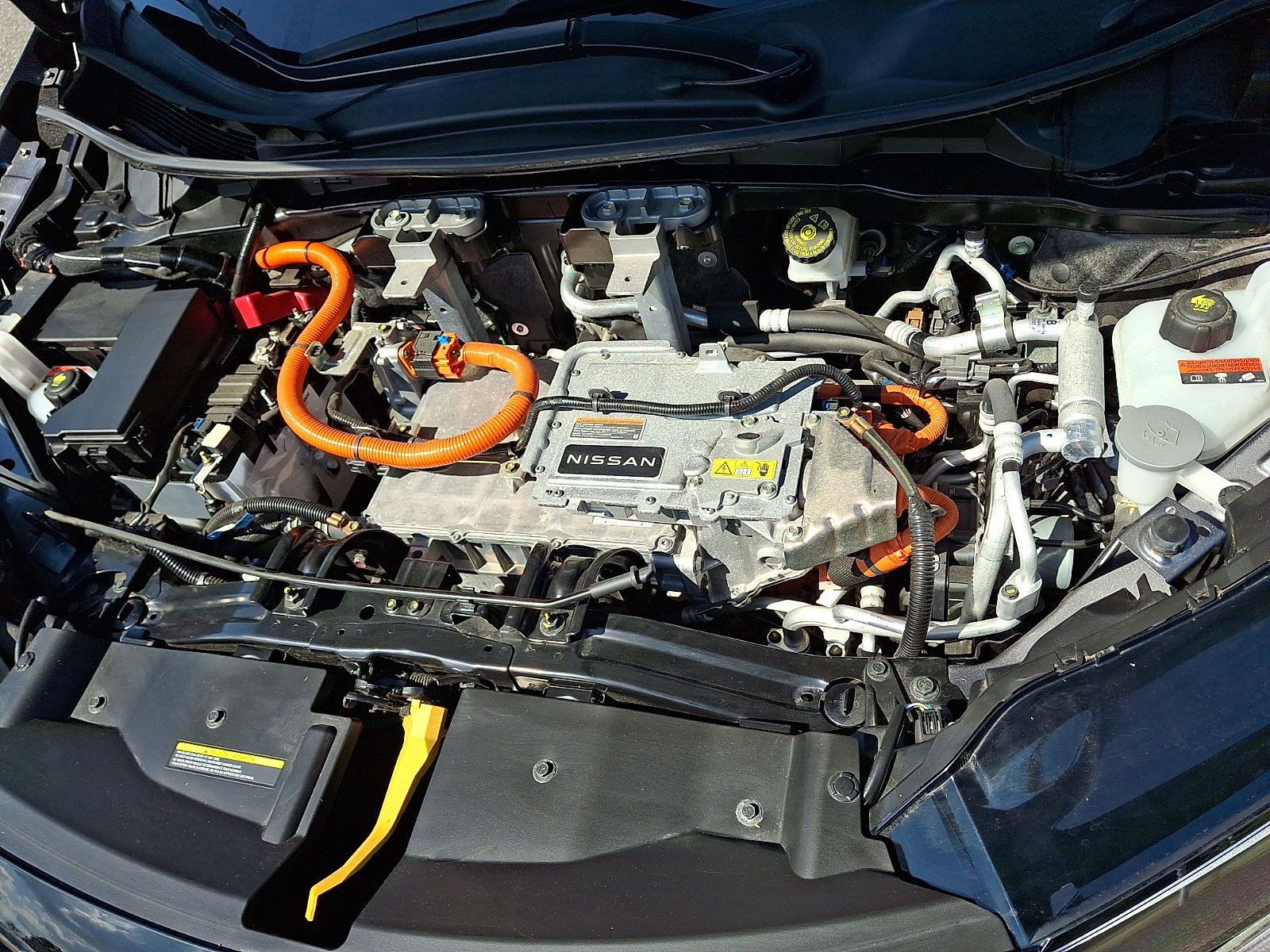 Certified 2023 Nissan Ariya FWD image 27