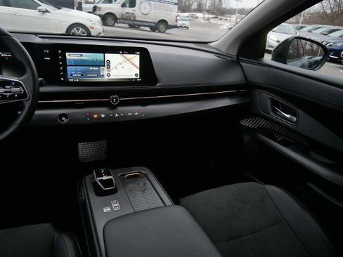 Certified 2023 Nissan Ariya AWD image 13