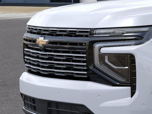 New 2026 Chevrolet Suburban High Country image 13