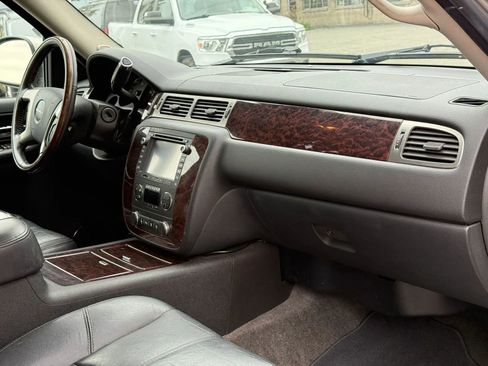 Used 2007 GMC Yukon Denali AWD/4WD image 17