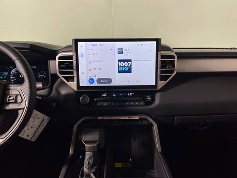 New 2025 Toyota Tundra Limited AWD/4WD image 15