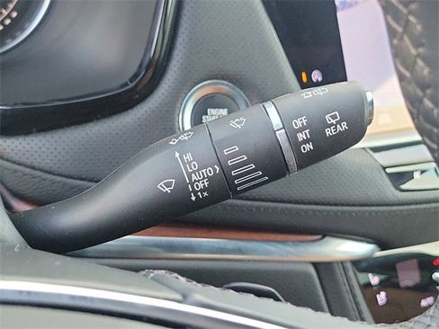 Certified 2023 Cadillac XT5 Premium Luxury image 22