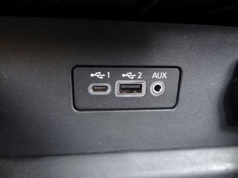 Used 2025 Nissan Altima 2.5 SV FWD image 26