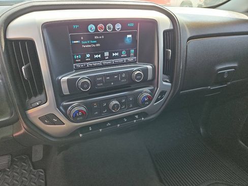 Used 2017 GMC Sierra 2500 SLE w/ SLE Fleet Preferred Package AWD/4WD image 19