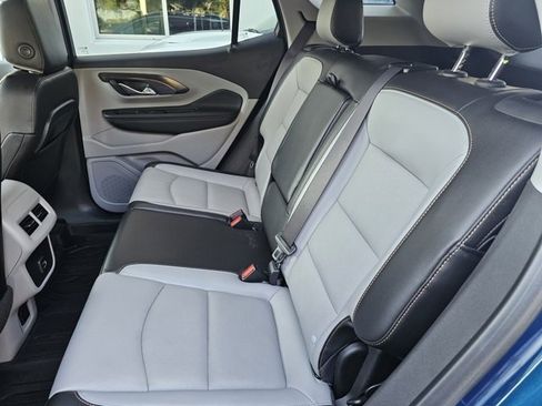 Used 2021 GMC Terrain SLT image 20