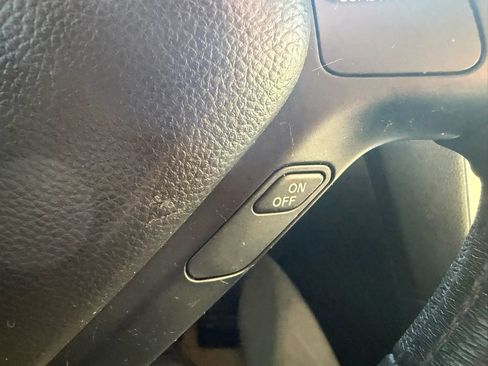 Used 2014 INFINITI Q60 AWD Coupe w/ Premium Package image 17