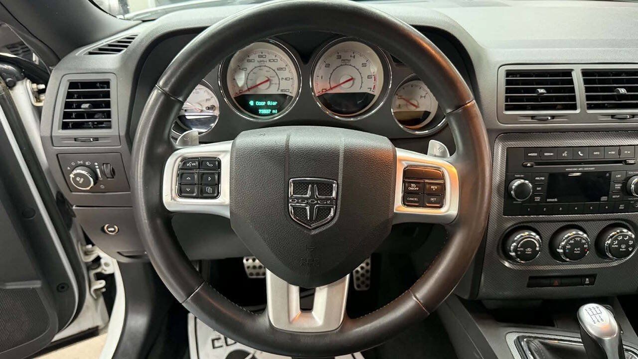 Used 2014 Dodge Challenger R/T RWD image 12