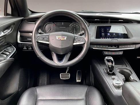 Certified 2023 Cadillac XT4 Sport w/ Cold Weather Package image 5