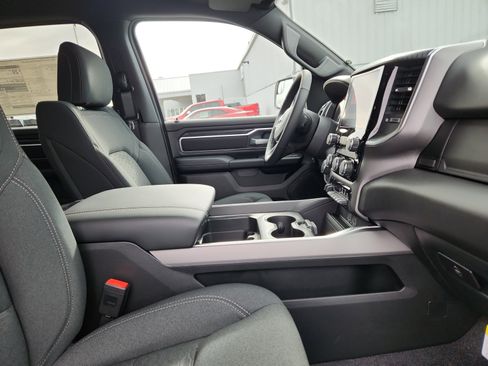 New 2026 RAM 1500 Big Horn AWD/4WD image 19