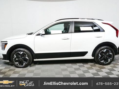 Used 2023 Kia Niro Wind w/ Wind Preserve Package FWD image 29