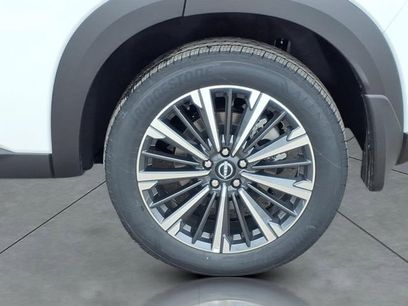 New 2026 Nissan Pathfinder Platinum