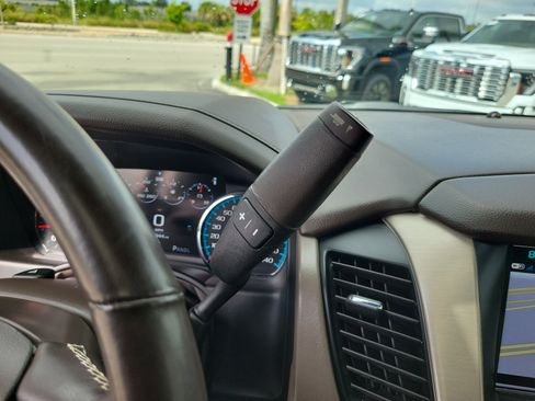 Used 2020 GMC Yukon Denali w/ Denali Ultimate Package AWD/4WD image 25
