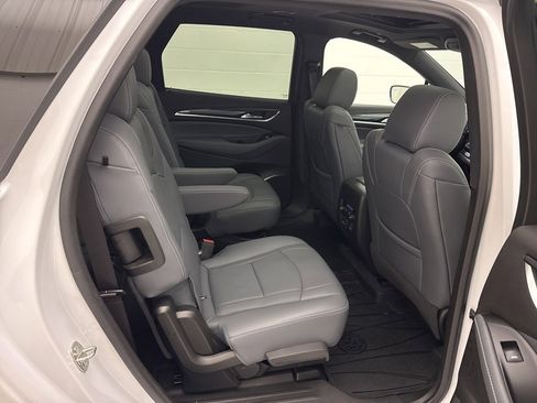 Used 2023 Buick Enclave Essence w/ Experience Buick Package image 58
