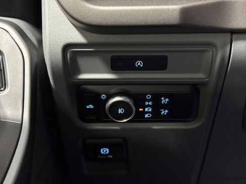 Used 2025 Ford F150 XLT w/ Equipment Group 301A Standard AWD/4WD image 18