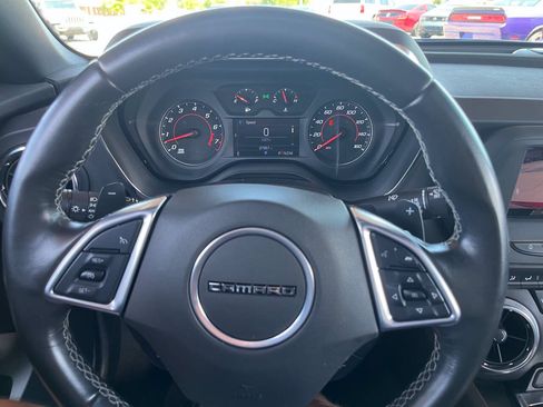Used 2022 Chevrolet Camaro LT RWD image 11