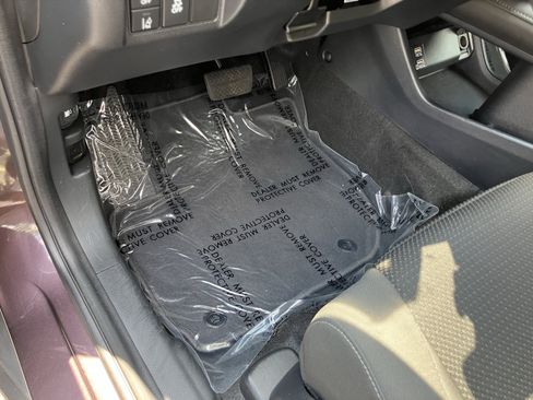 Certified 2022 Honda HR-V EX image 18