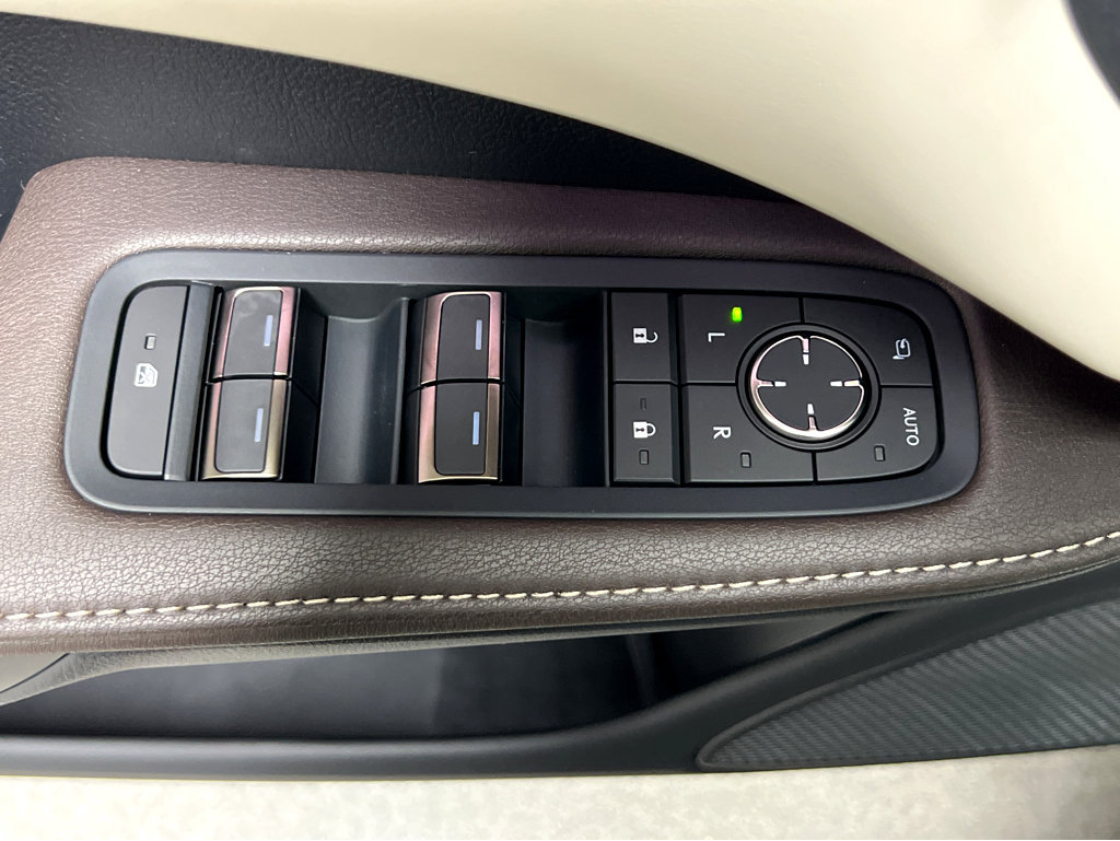 New 2026 Lexus RX 350 AWD image 40