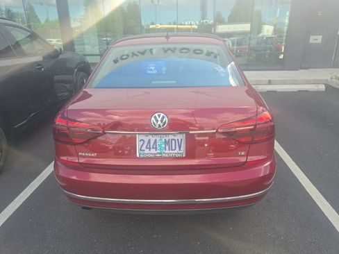 Used 2017 Volkswagen Passat 1.8T S FWD image 4