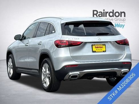 Used 2021 Mercedes-Benz GLA 250 4MATIC image 4