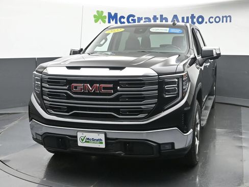 Used 2022 GMC Sierra 1500 SLT AWD/4WD image 21