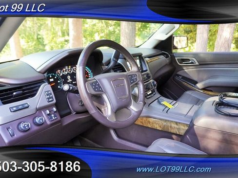 Used 2017 GMC Yukon Denali w/ Open Road Package AWD/4WD image 18
