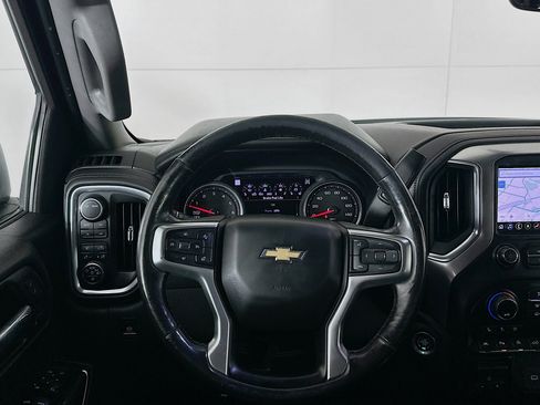 Used 2020 Chevrolet Silverado 1500 LTZ w/ LTZ Premium Package image 17